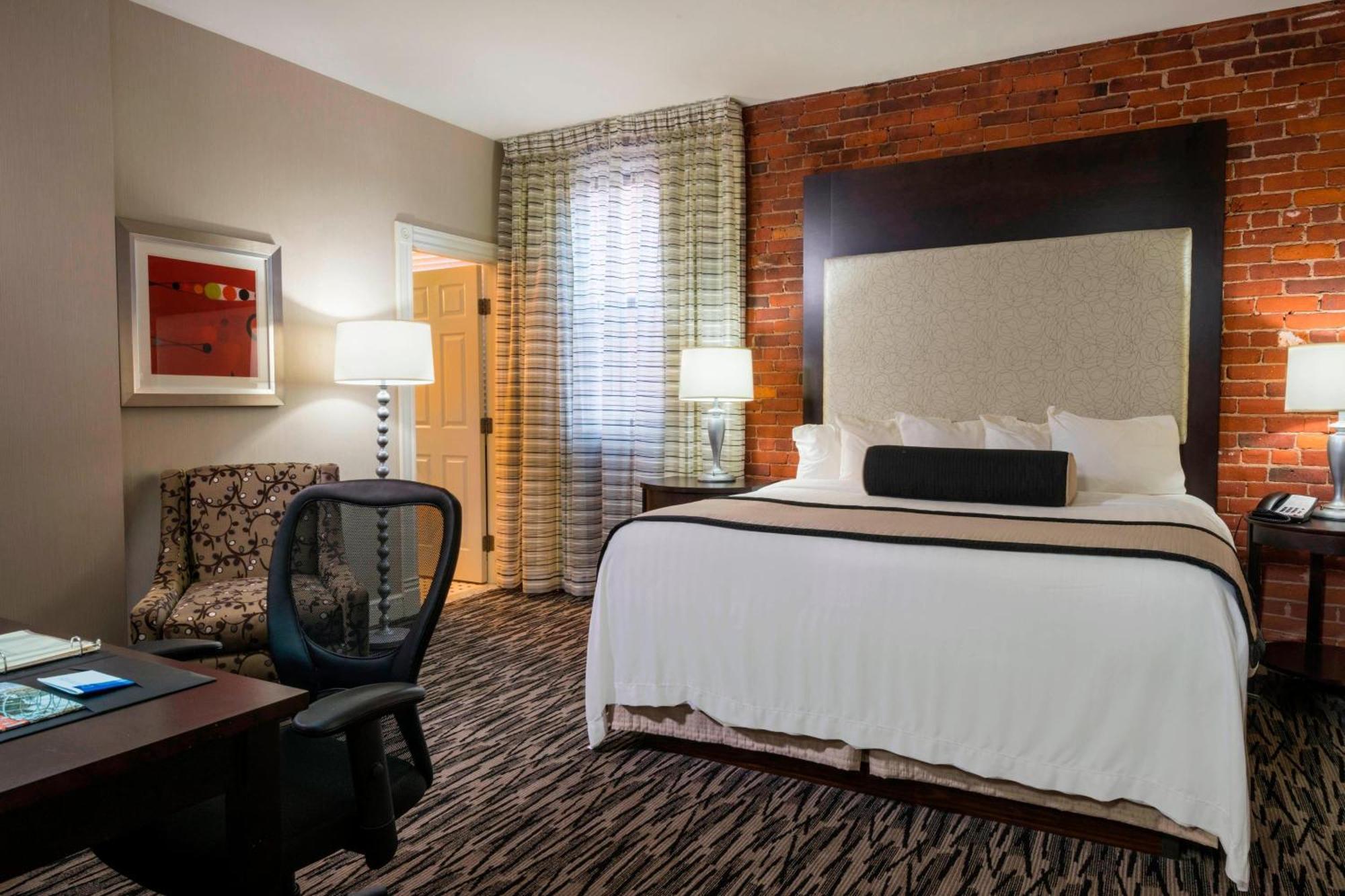 Fairfield Inn & Suites By Marriott Keene Downtown Exterior foto